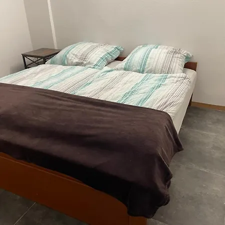 Z 7 Neu-einfach-uebernachtung In Ruedesheim *